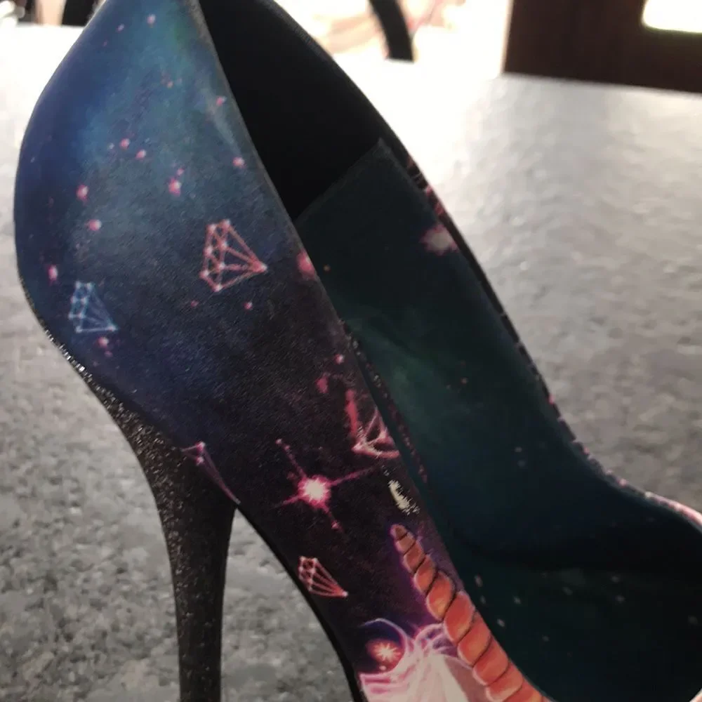 🌈Iron Fist Unicorn Platforms with rainbows 🌈 🌈 and diamonds 💎 💎 oh my! New